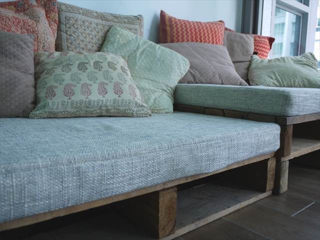 pallet-sofa- 21 DIY Pallet Sofa Plan And Ideas Pallet-Sofa Ideas- 21 DIY Pallet Sofa Plan And Ideas