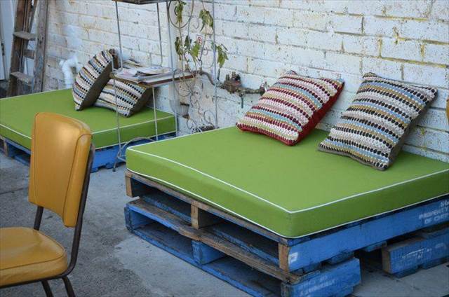 Pallet Bed Ideas- 21 DIY Pallet Sofa Plan And Ideas